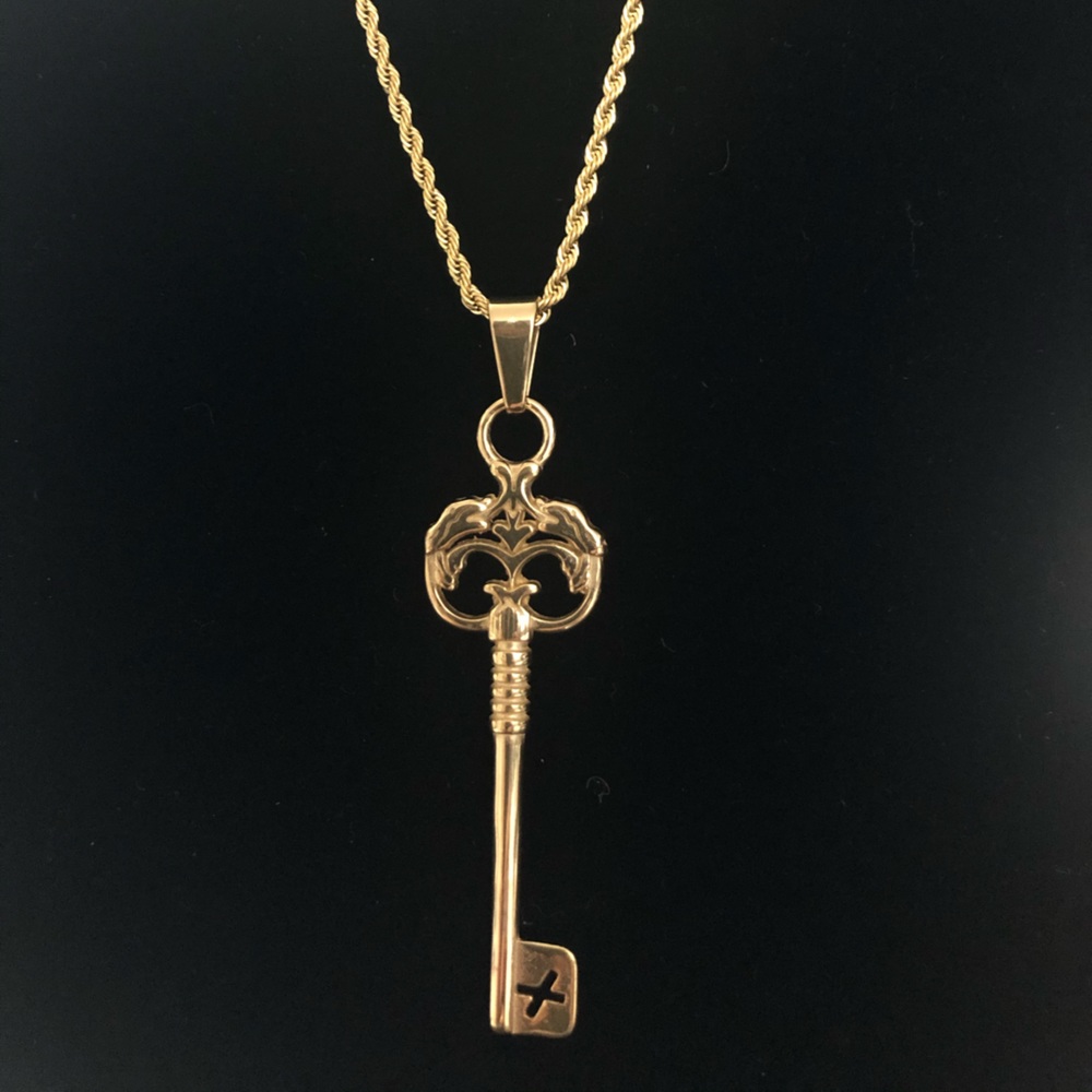 Key Stainless Steel Pendant with Chain